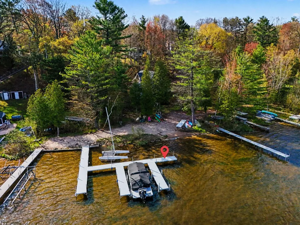 8240 W Stony Lake Road New Era, MI 49446