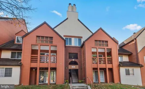 4942 COLUMBIA ROAD #6 39