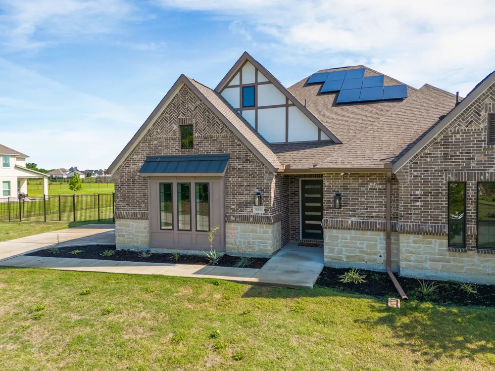 930 Peppy San Trail Lucas, TX 75002