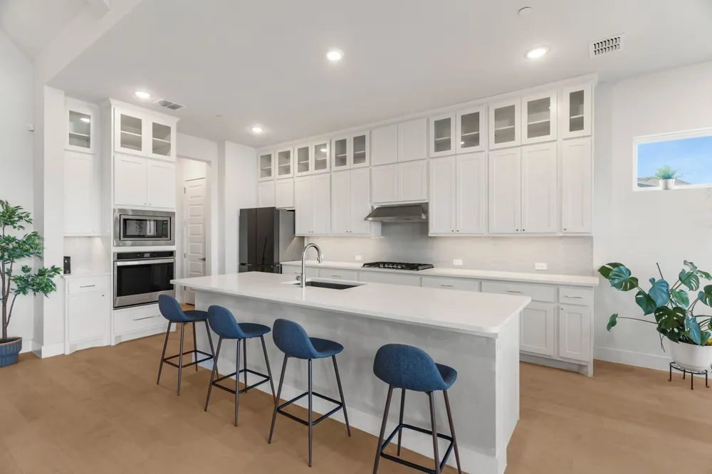 930 Peppy San Trail Lucas, TX 75002