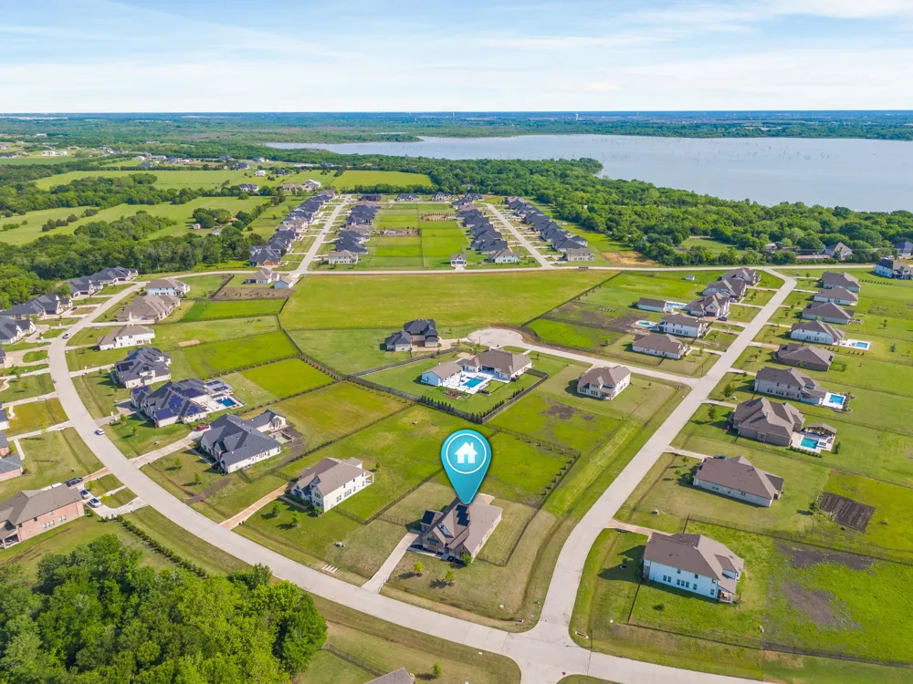 930 Peppy San Trail Lucas, TX 75002