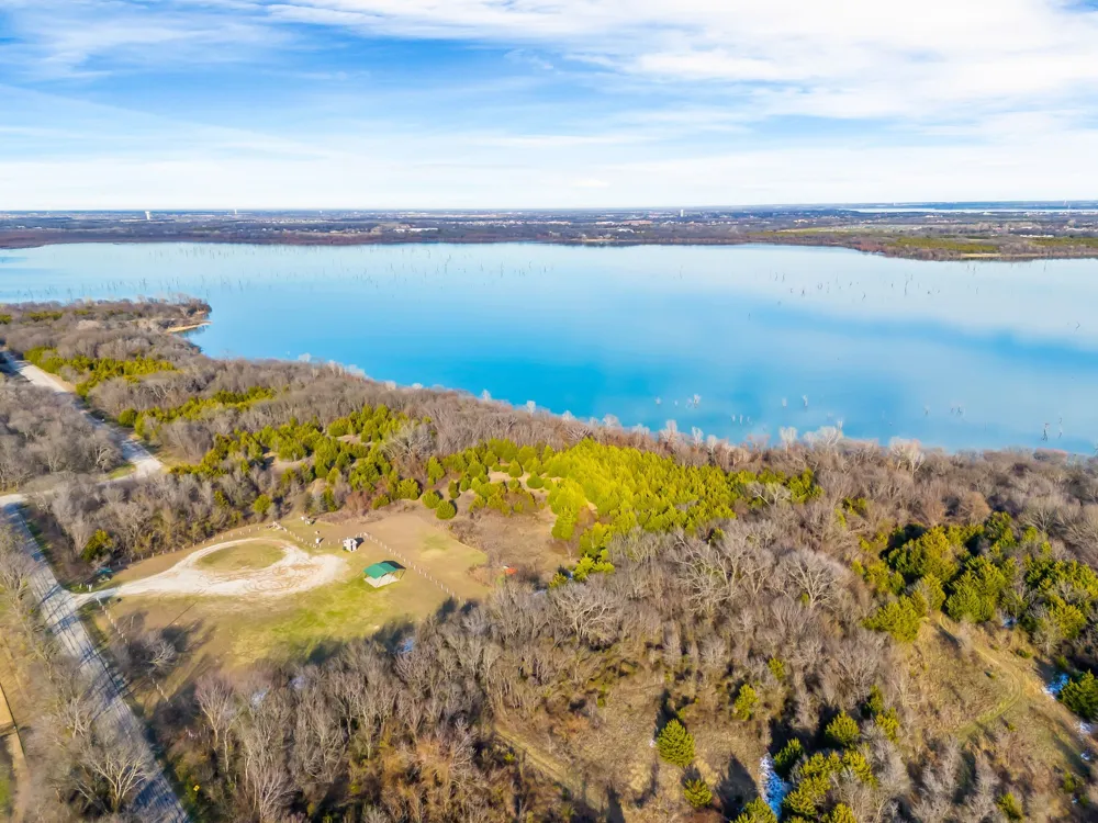 930 Peppy San Trail Lucas, TX 75002