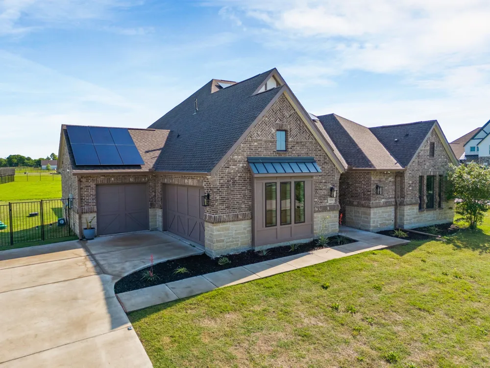 930 Peppy San Trail Lucas, TX 75002