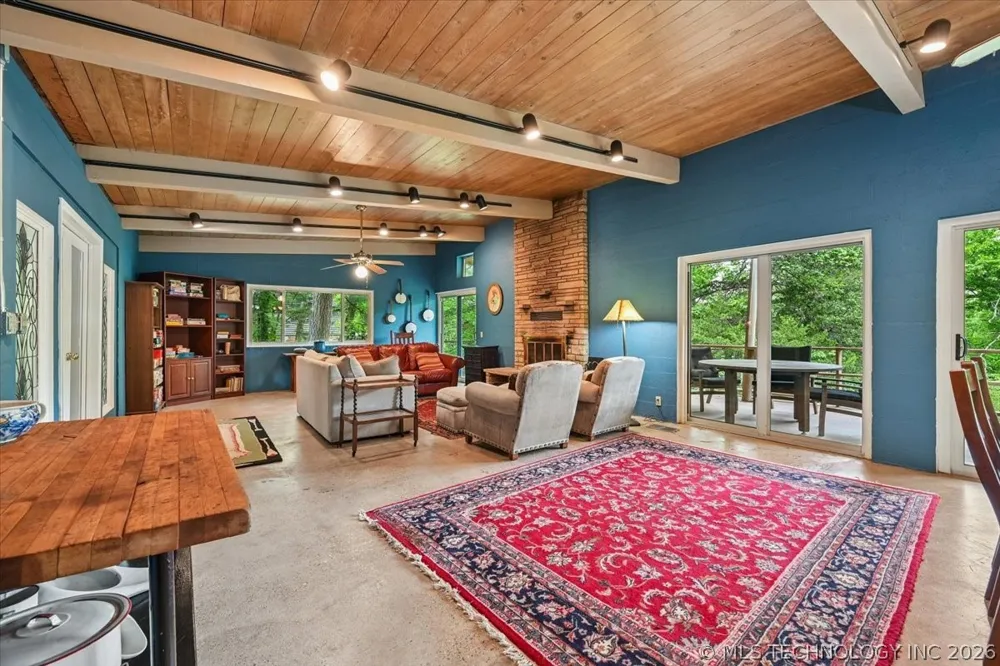 494 Cedar Boulevard Locust Grove, OK 74352