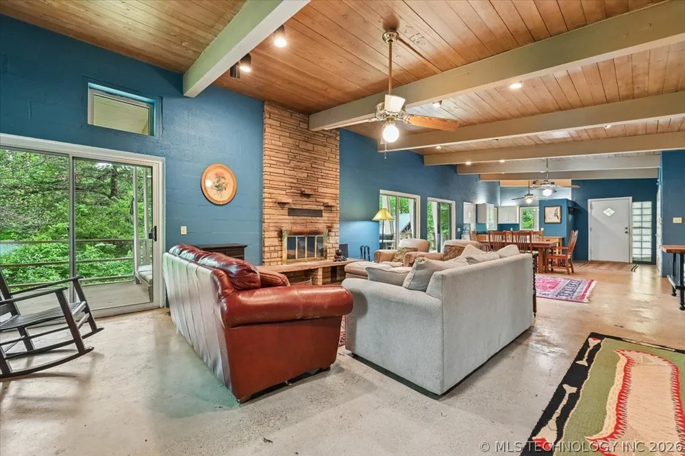 494 Cedar Boulevard Locust Grove, OK 74352