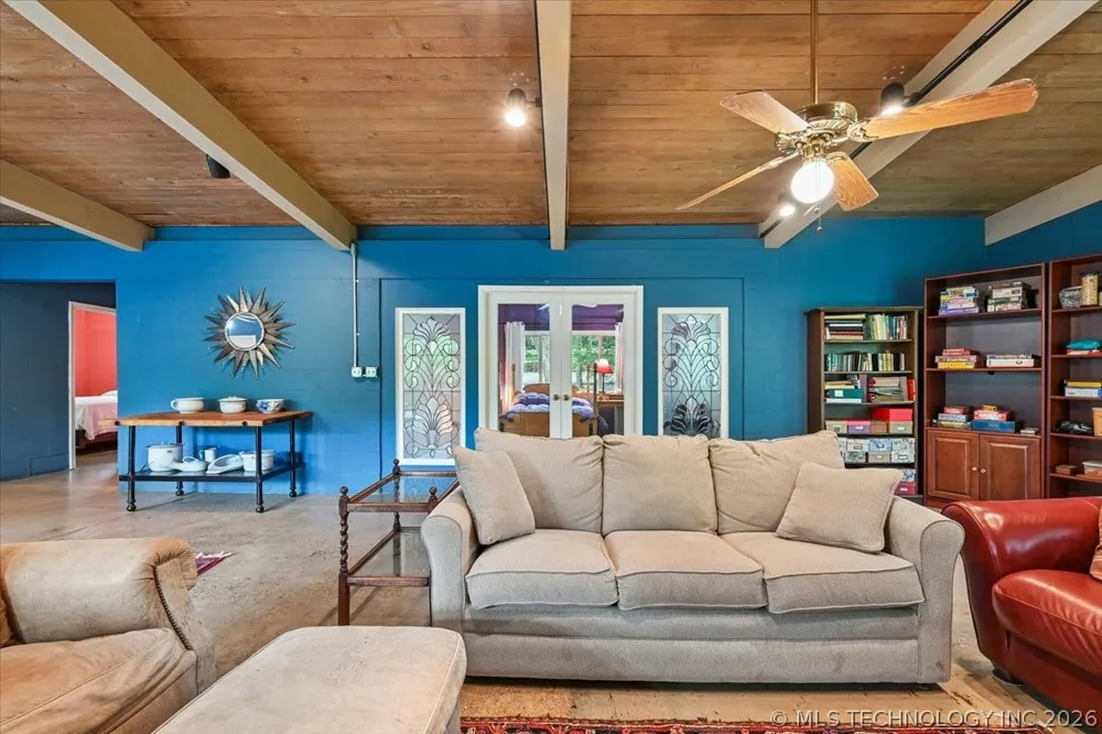 494 Cedar Boulevard Locust Grove, OK 74352
