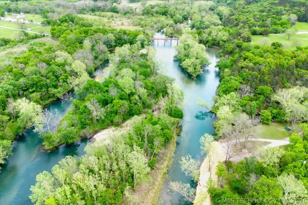 494 Cedar Boulevard Locust Grove, OK 74352