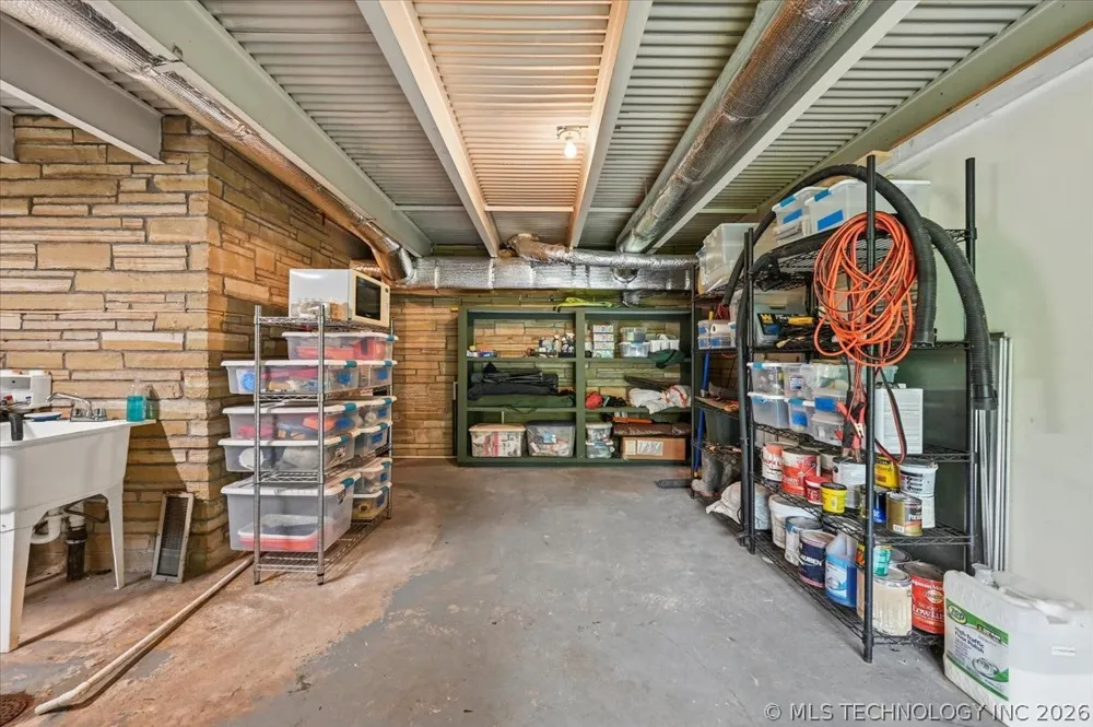 494 Cedar Boulevard Locust Grove, OK 74352