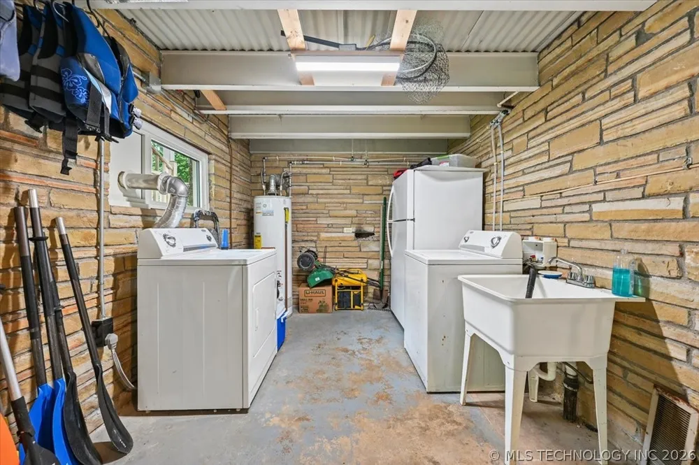 494 Cedar Boulevard Locust Grove, OK 74352
