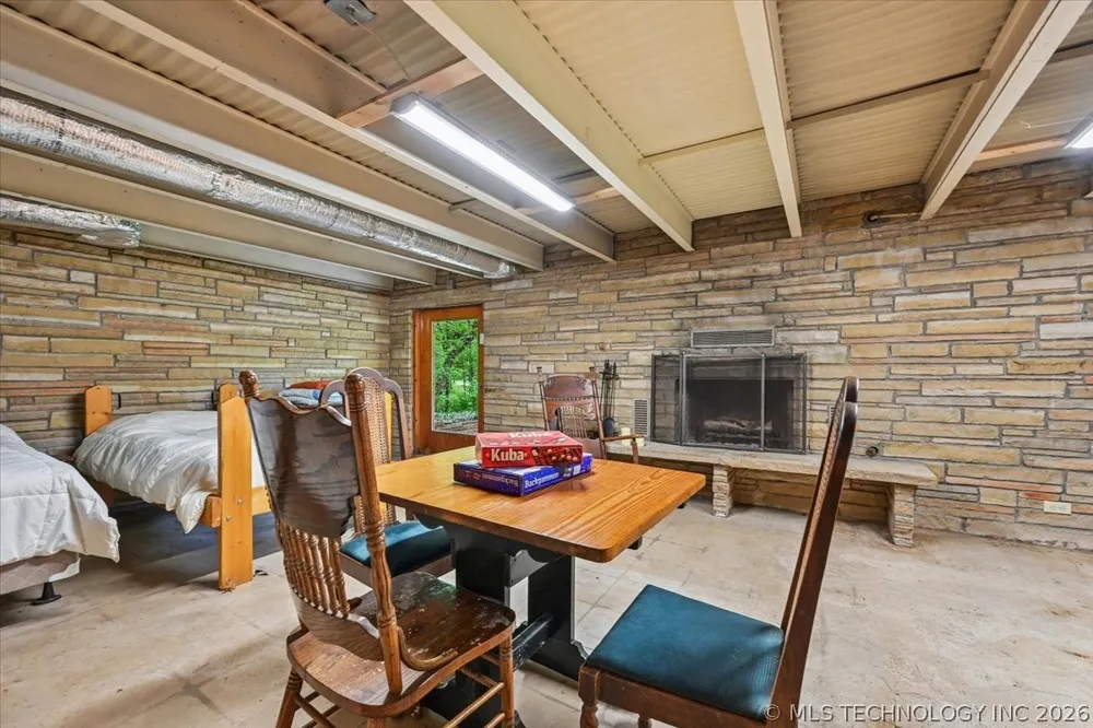 494 Cedar Boulevard Locust Grove, OK 74352