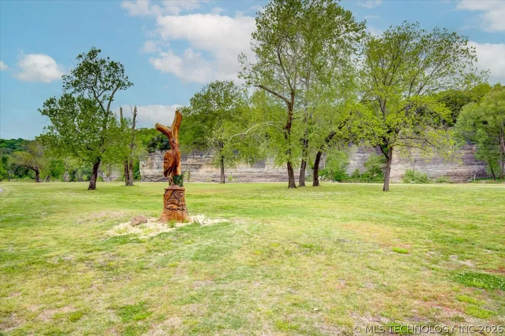494 Cedar Boulevard Locust Grove, OK 74352