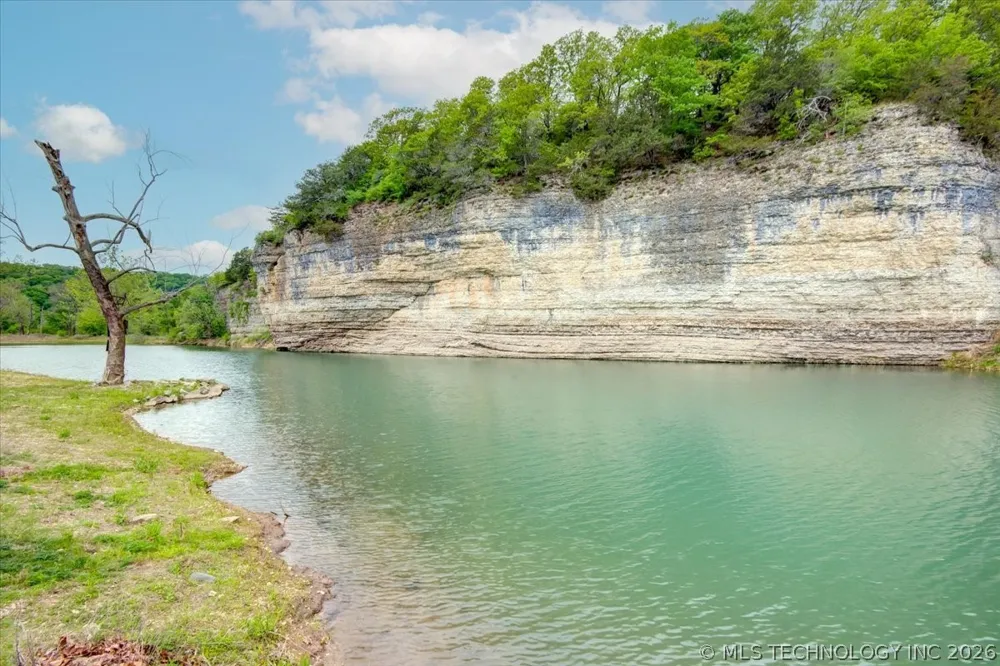 494 Cedar Boulevard Locust Grove, OK 74352