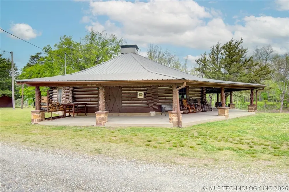 494 Cedar Boulevard Locust Grove, OK 74352