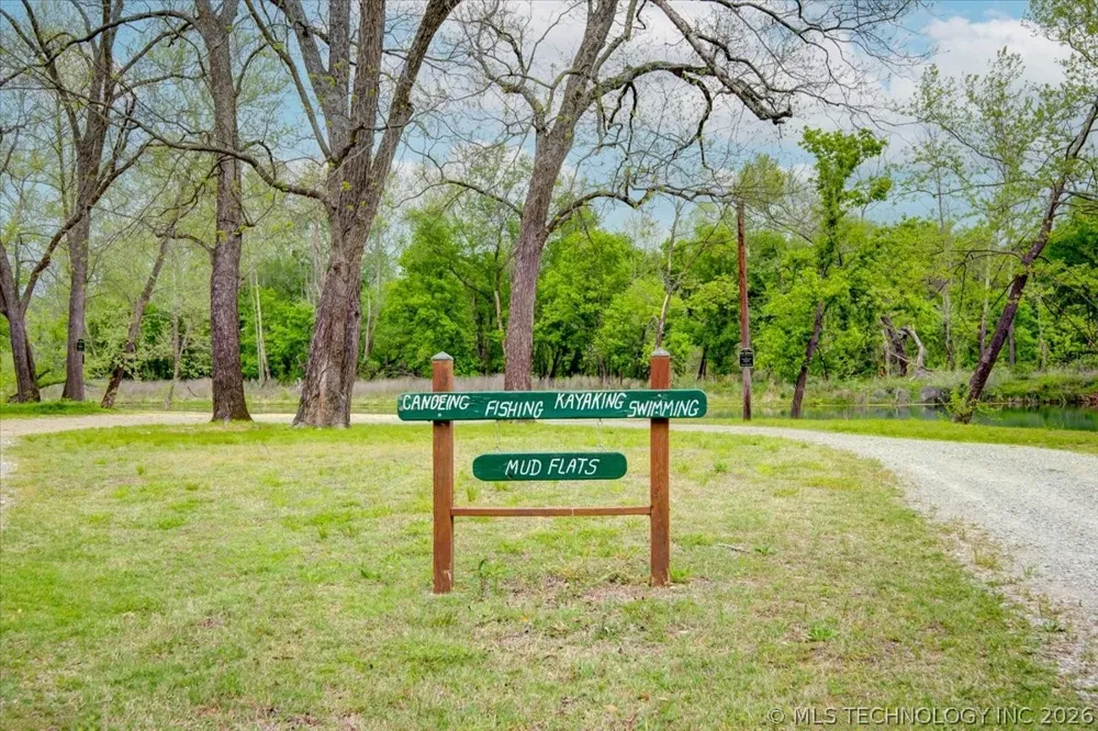 494 Cedar Boulevard Locust Grove, OK 74352
