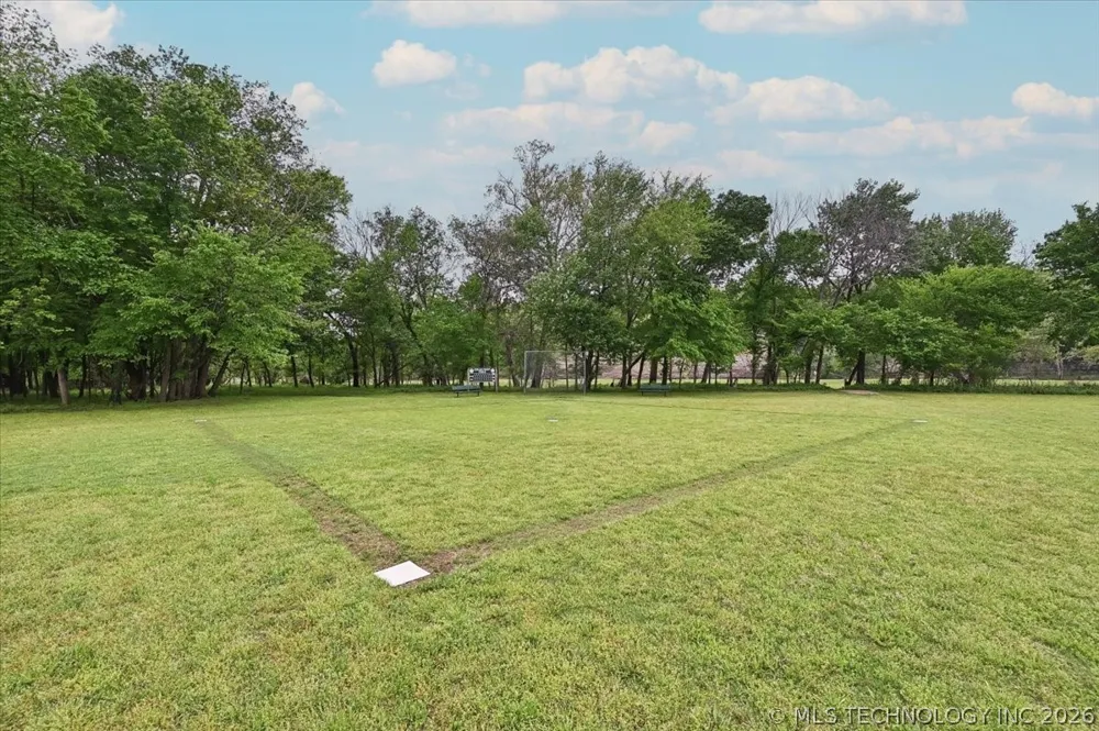 494 Cedar Boulevard Locust Grove, OK 74352