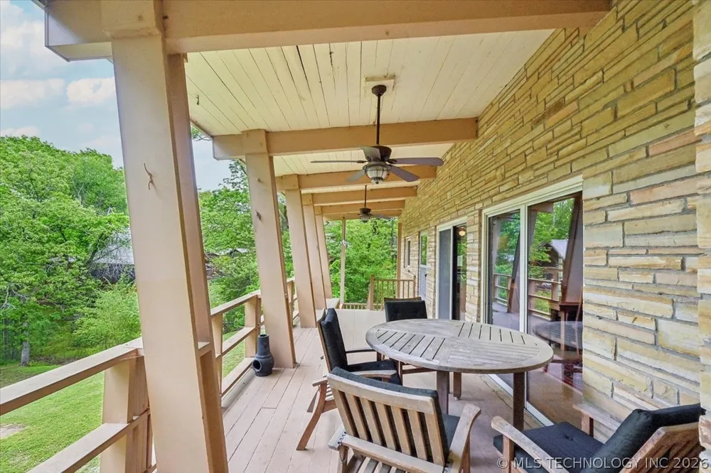 494 Cedar Boulevard Locust Grove, OK 74352