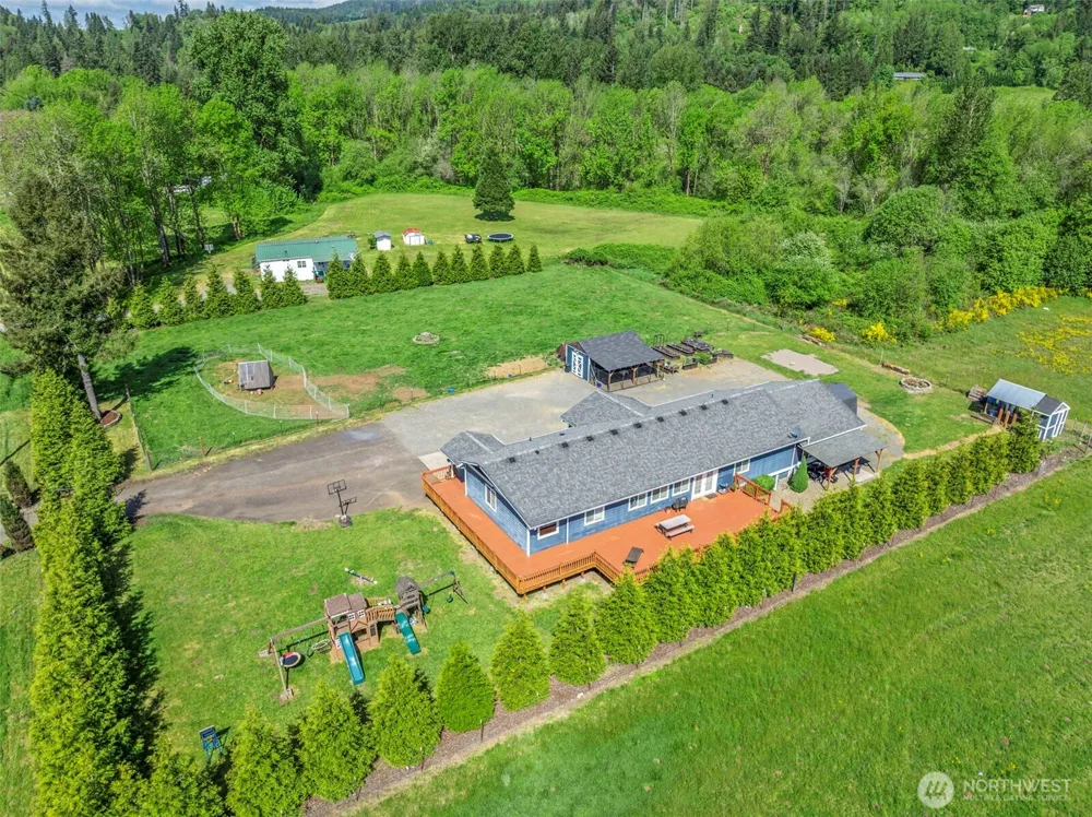 24716 NE 419th Street Amboy, WA 98601