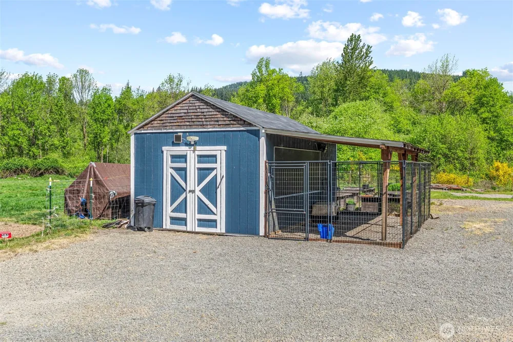 24716 NE 419th Street Amboy, WA 98601