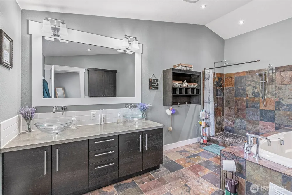 24716 NE 419th Street Amboy, WA 98601