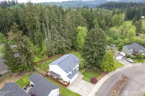 921 Erin Lane W