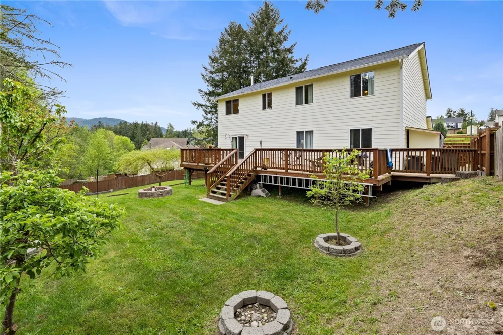 921 Erin Lane W Eatonville, WA 98328