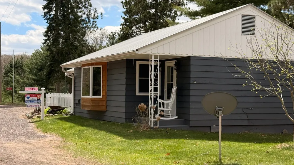 29239 & 29233 County Road H Danbury, WI 54830