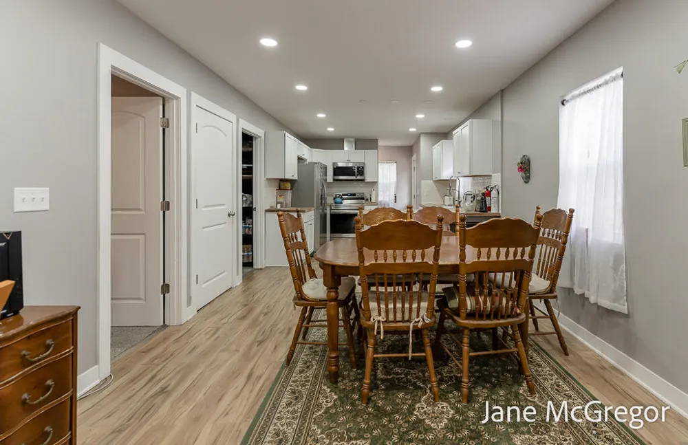 3124 5th Street Muskegon, MI 49444