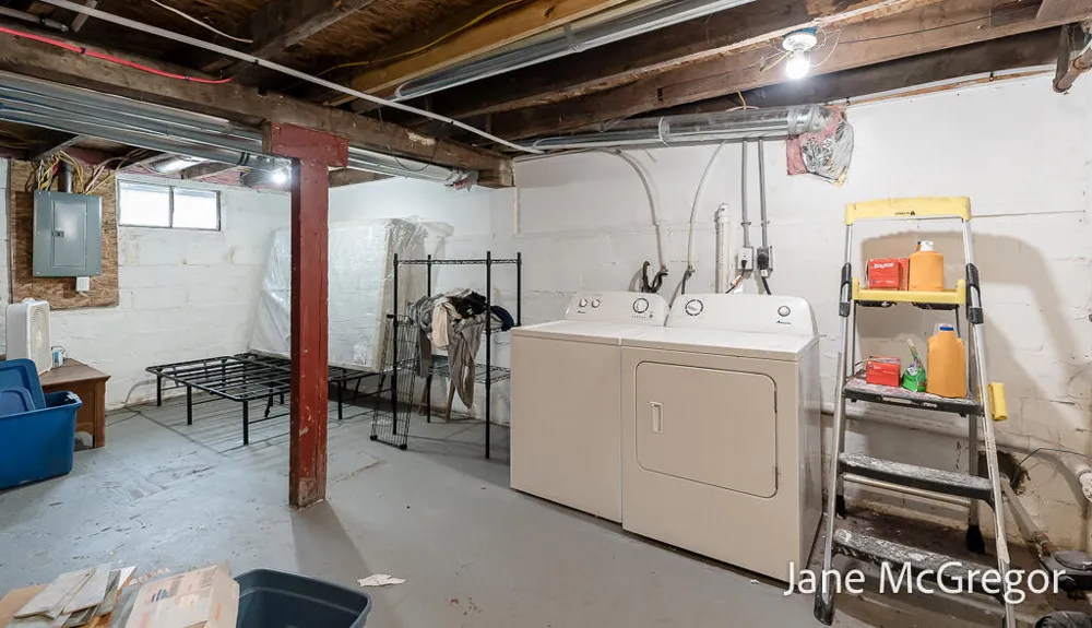 3124 5th Street Muskegon, MI 49444