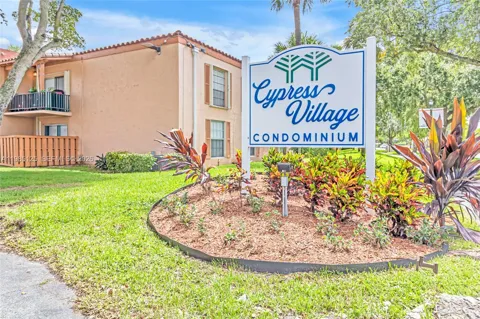 7201 Miami Lakes Dr #B14