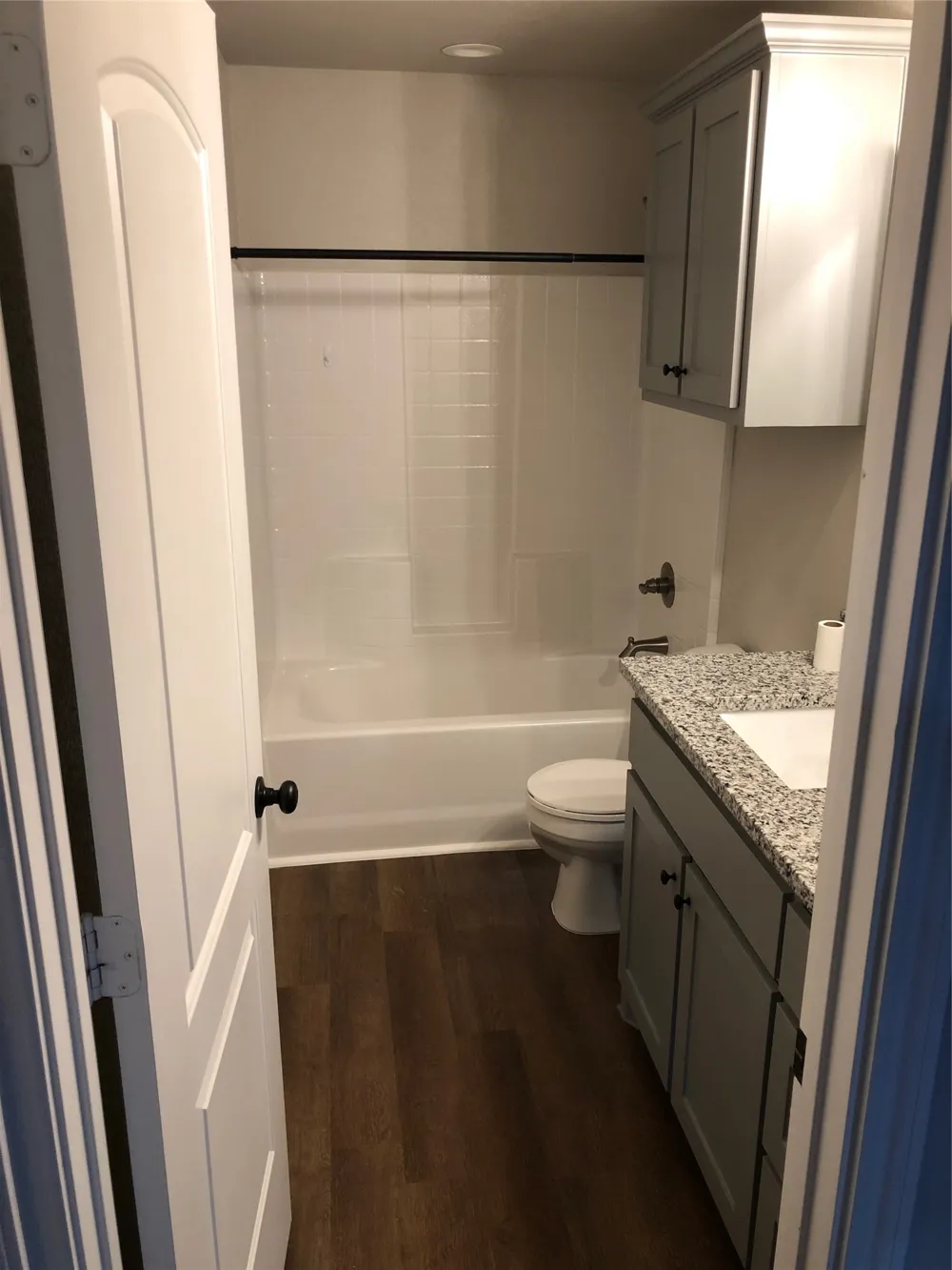 709 W Live Oak Street Alvord, TX 76225