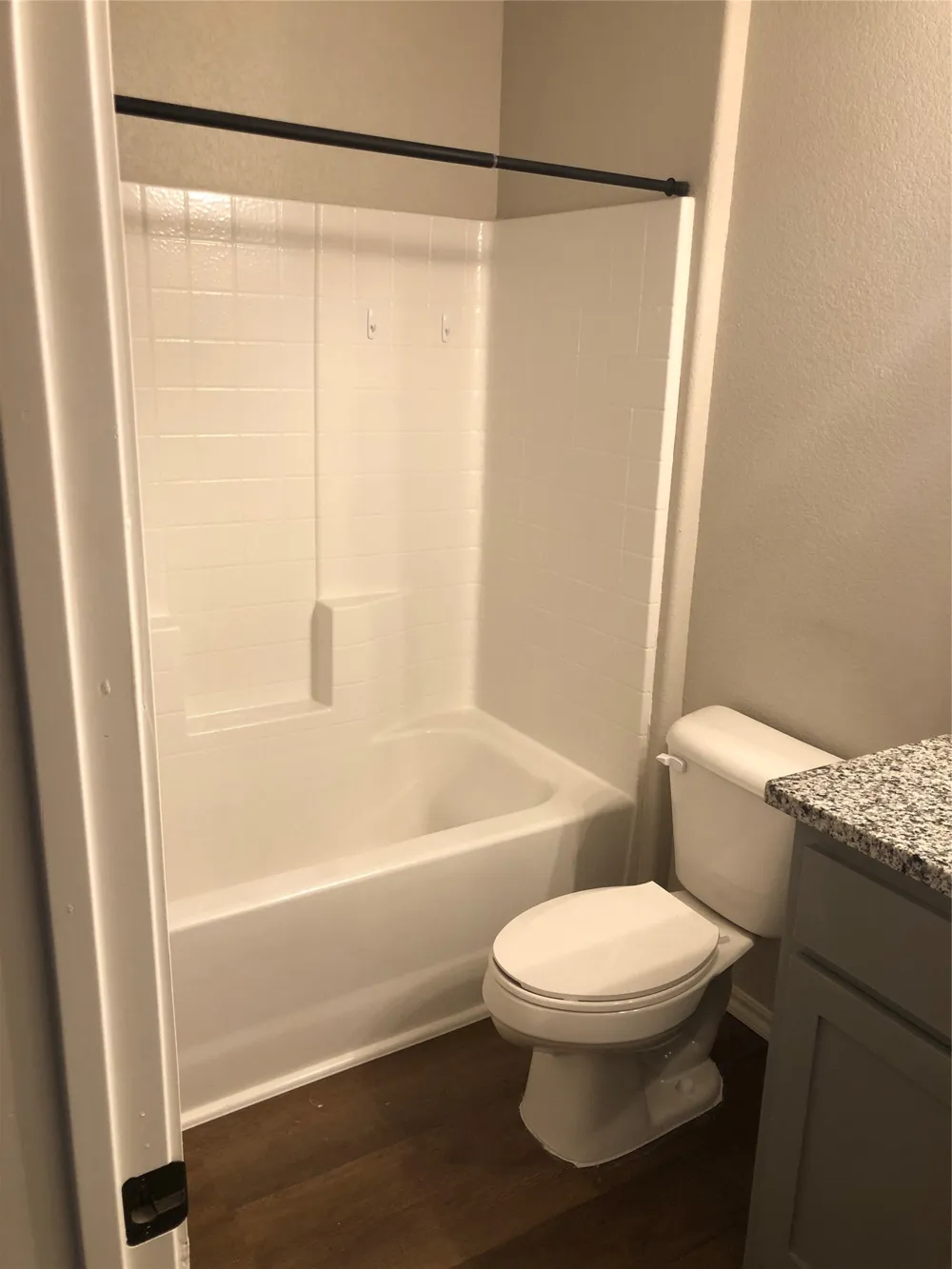 709 W Live Oak Street Alvord, TX 76225