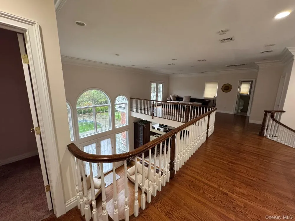 9 Kate Court East Quogue, NY 11942