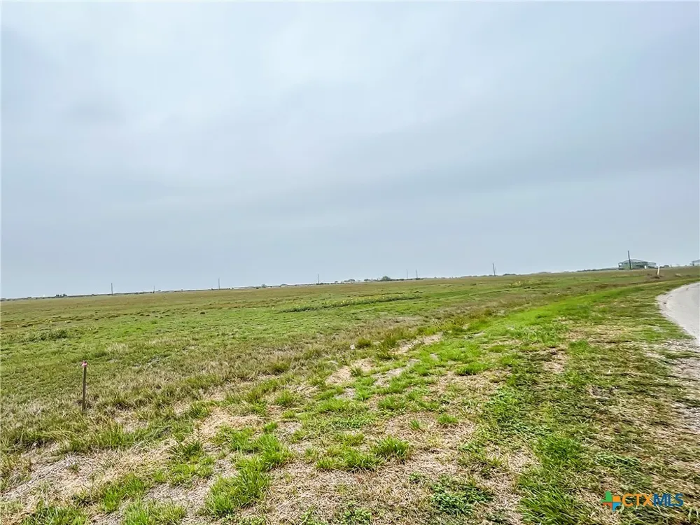 13 Bay Point Drive Port Lavaca, TX 77979