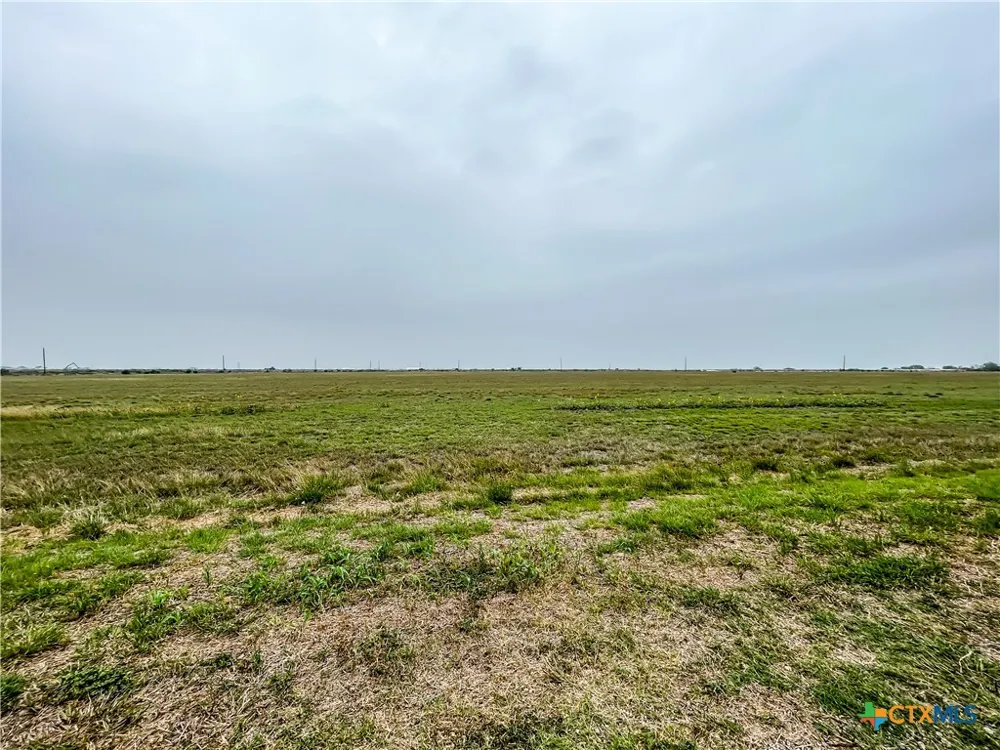 13 Bay Point Drive Port Lavaca, TX 77979