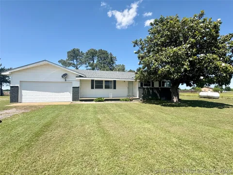 422909 Hwy 266