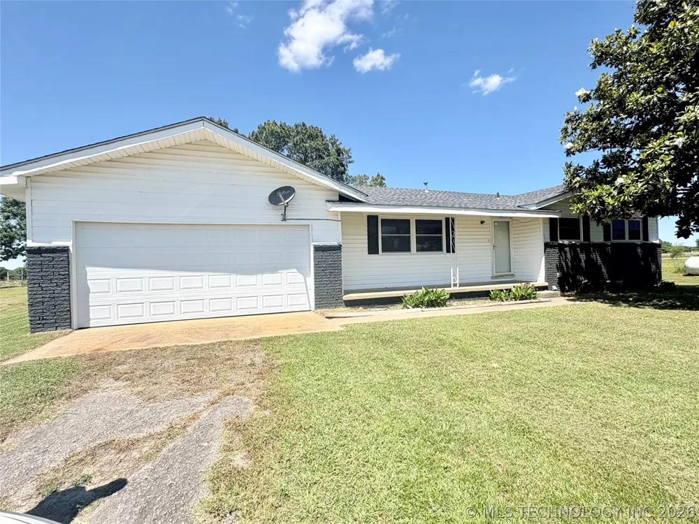422909 Hwy 266 Checotah, OK 74426