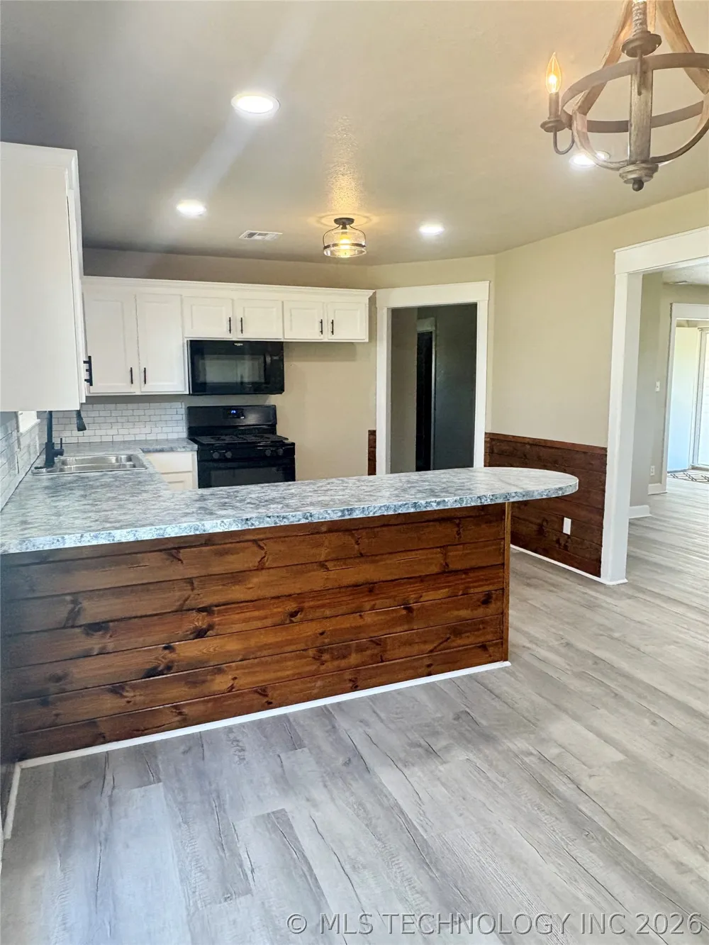 422909 Hwy 266 Checotah, OK 74426