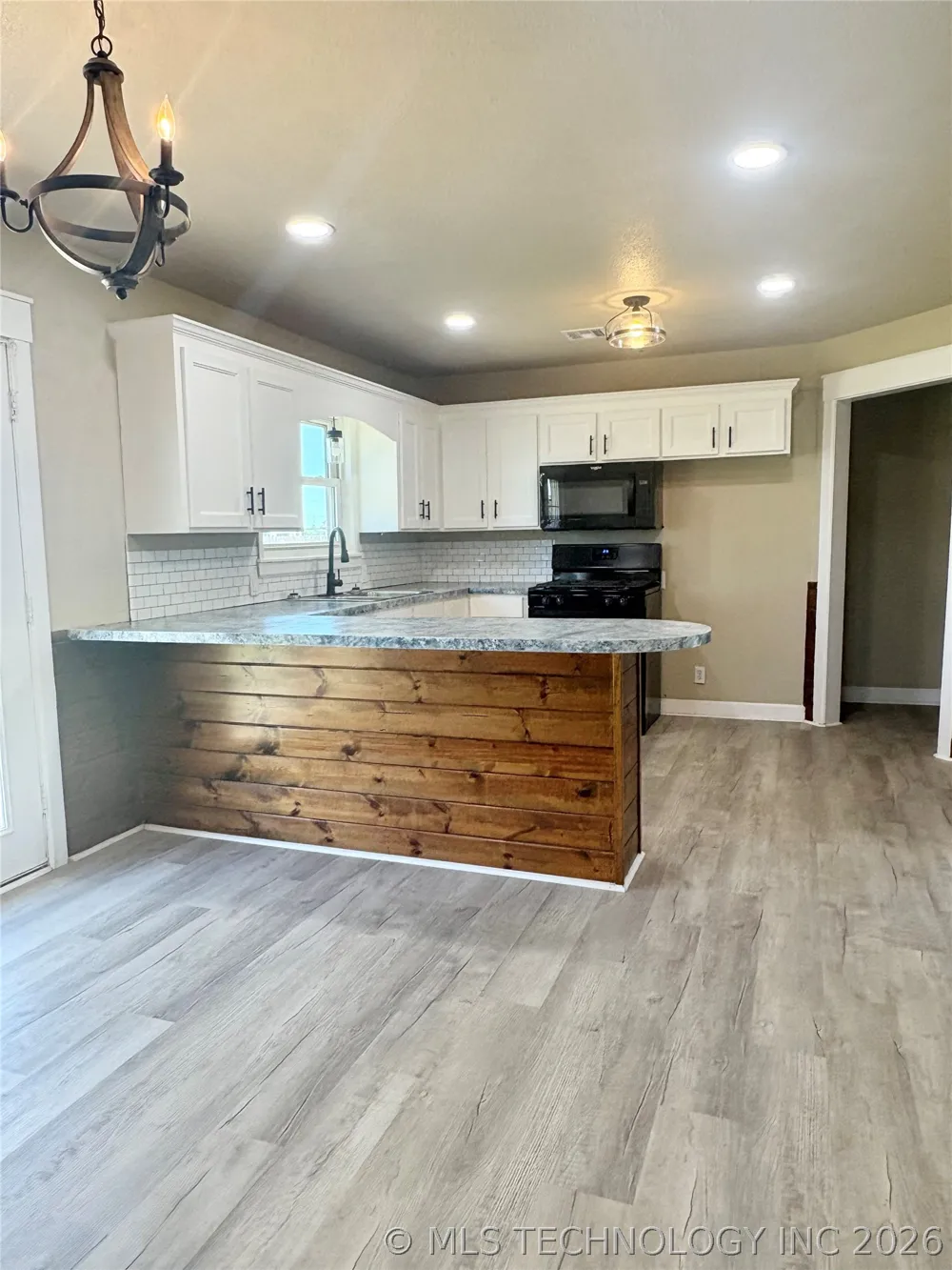 422909 Hwy 266 Checotah, OK 74426