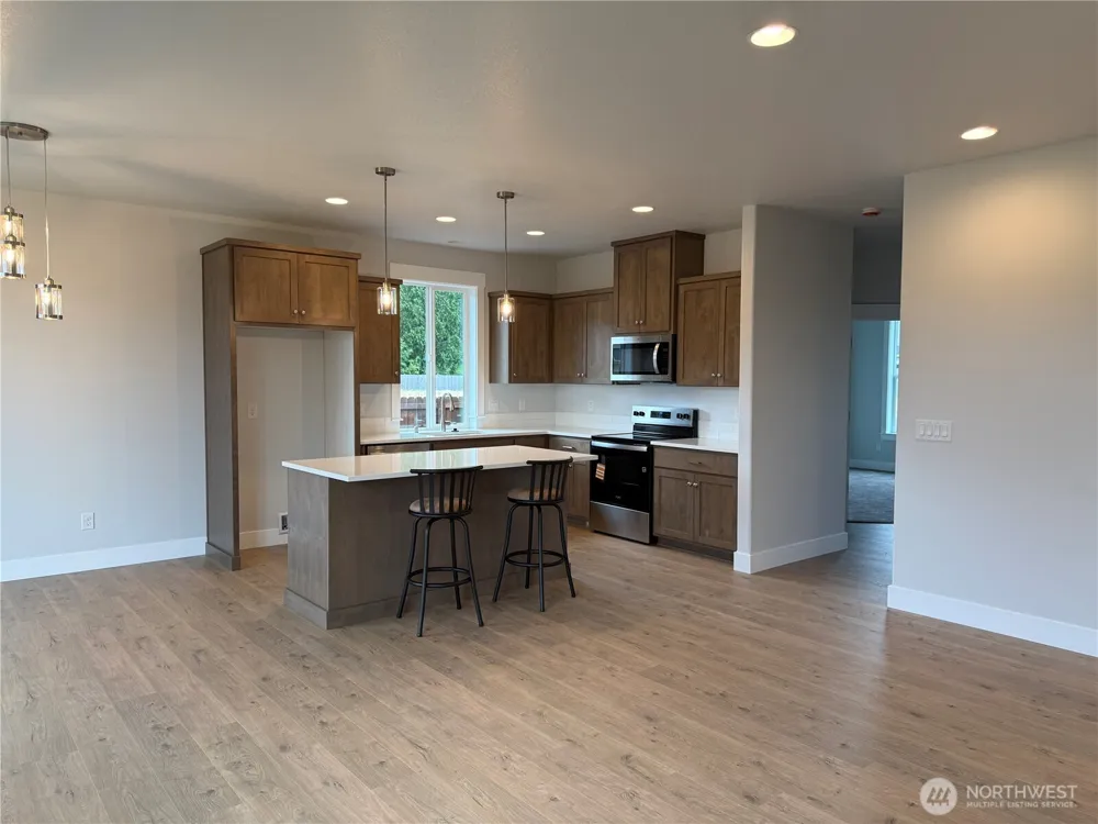 523 Rainbow Way Kelso, WA 98626