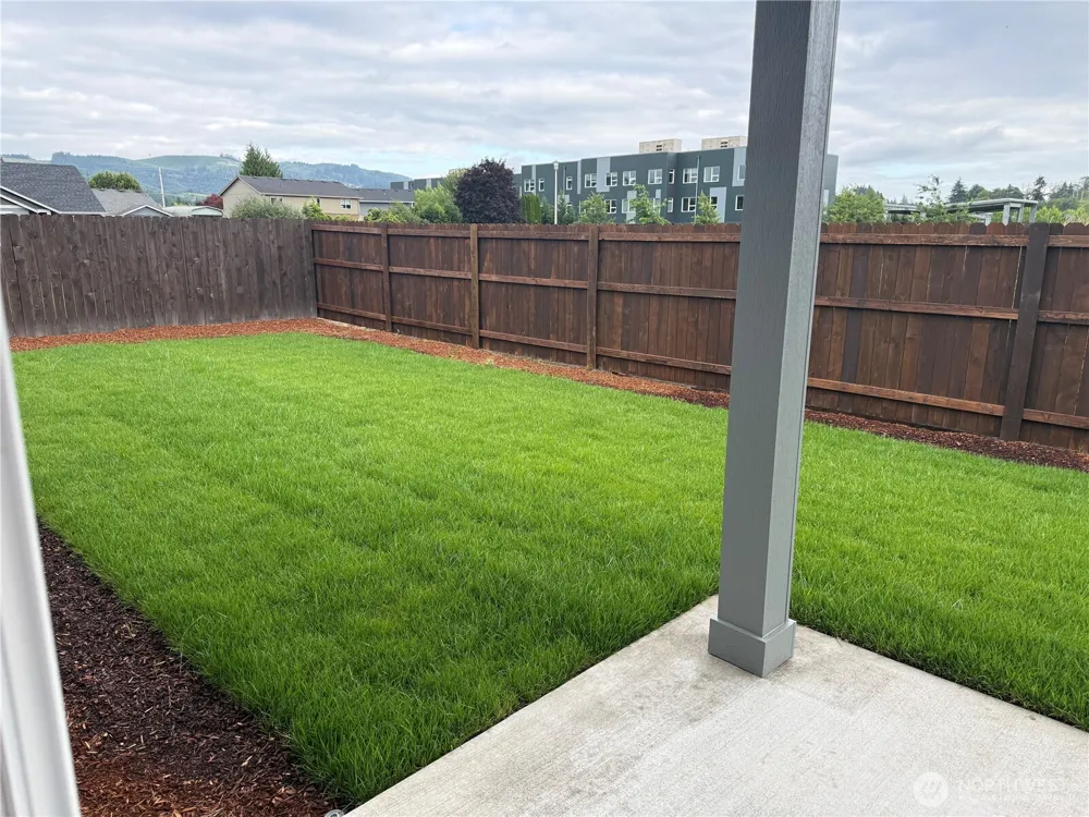 523 Rainbow Way Kelso, WA 98626