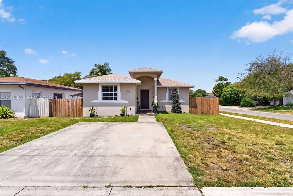 200 SW 2nd Ave Hallandale Beach, FL 33009