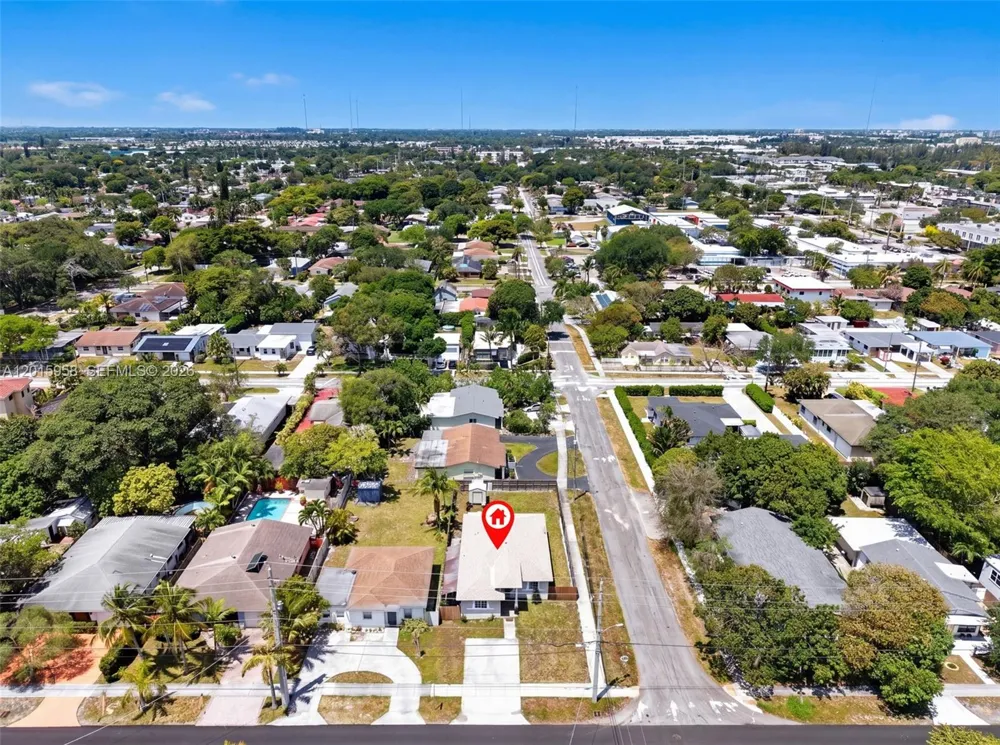 200 SW 2nd Ave Hallandale Beach, FL 33009