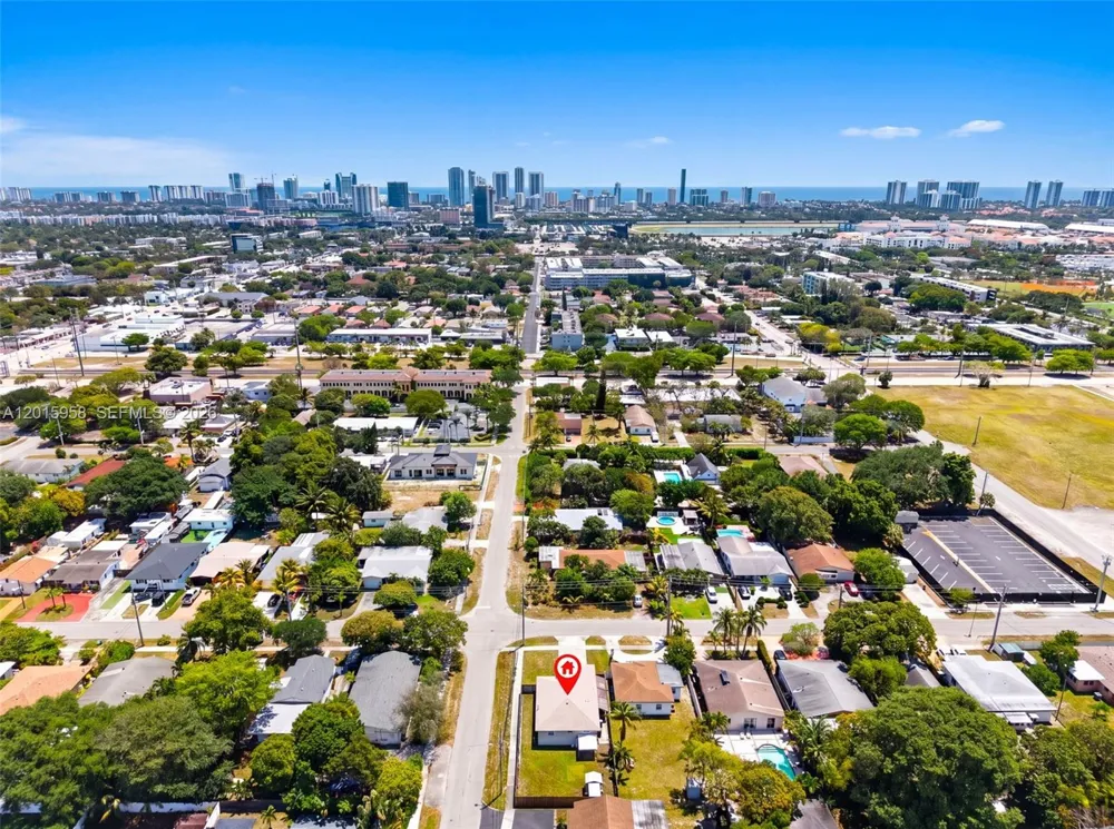 200 SW 2nd Ave Hallandale Beach, FL 33009