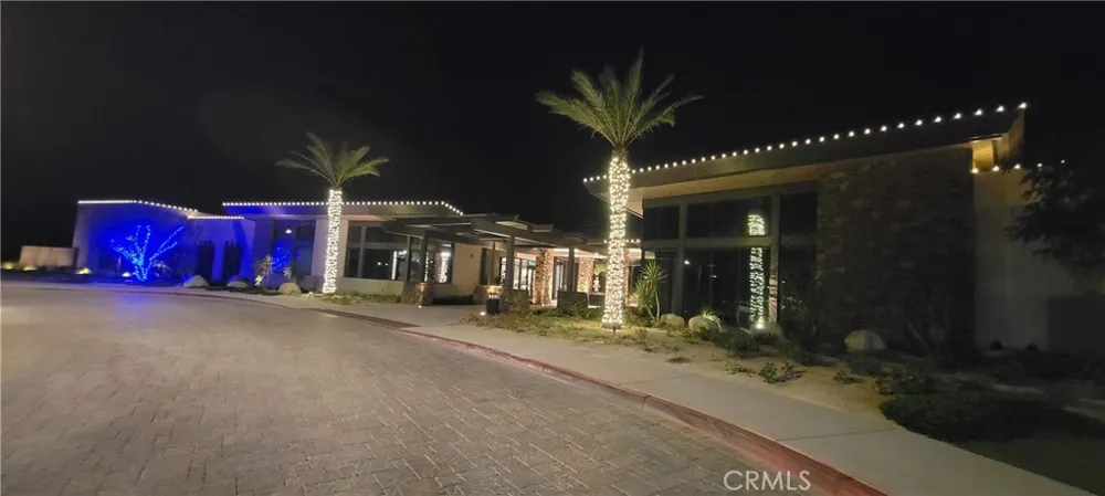 82 Burgundy Rancho Mirage, CA 92270