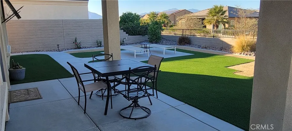 82 Burgundy Rancho Mirage, CA 92270
