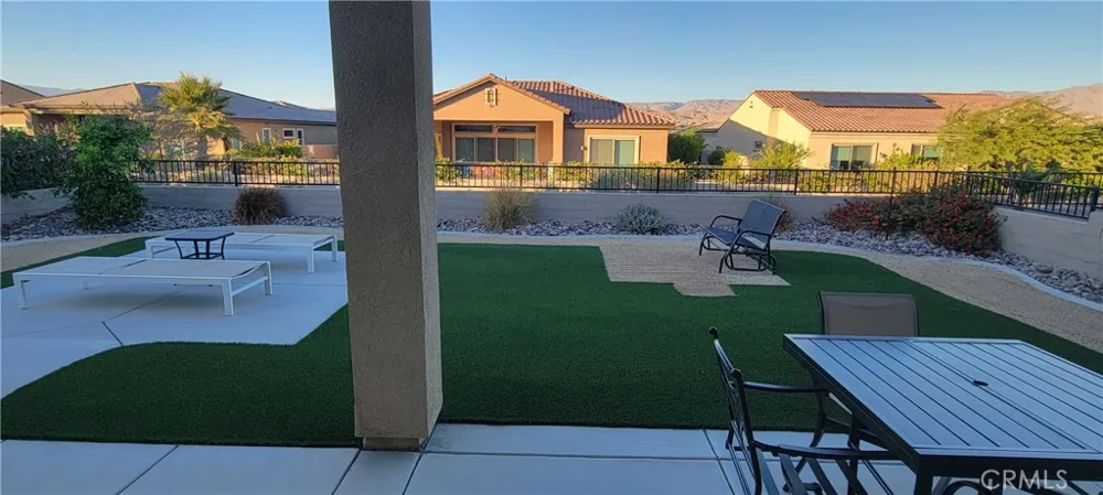 82 Burgundy Rancho Mirage, CA 92270