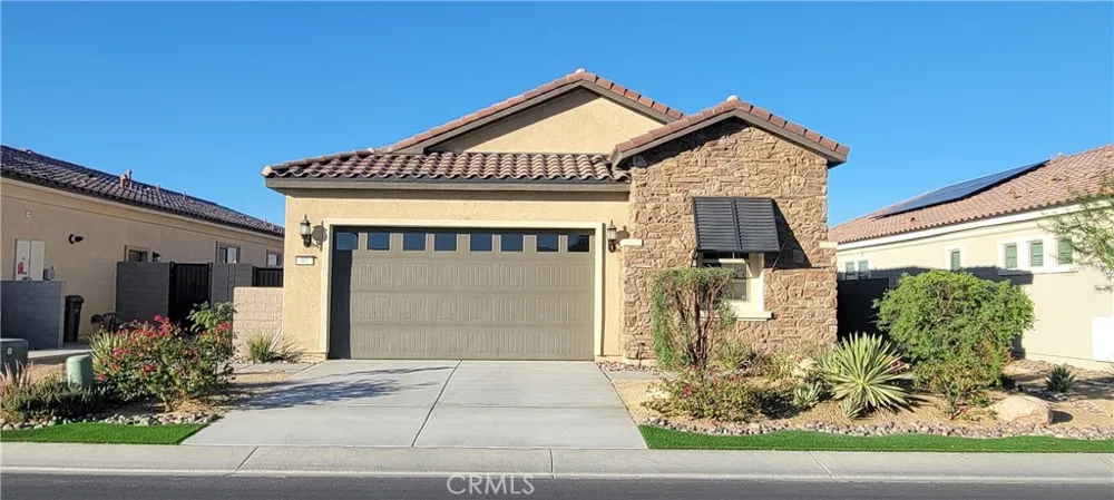 82 Burgundy Rancho Mirage, CA 92270