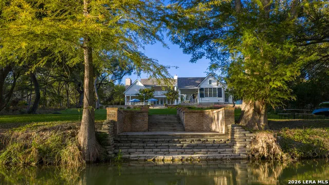 1755 Riada New Braunfels, TX 78132