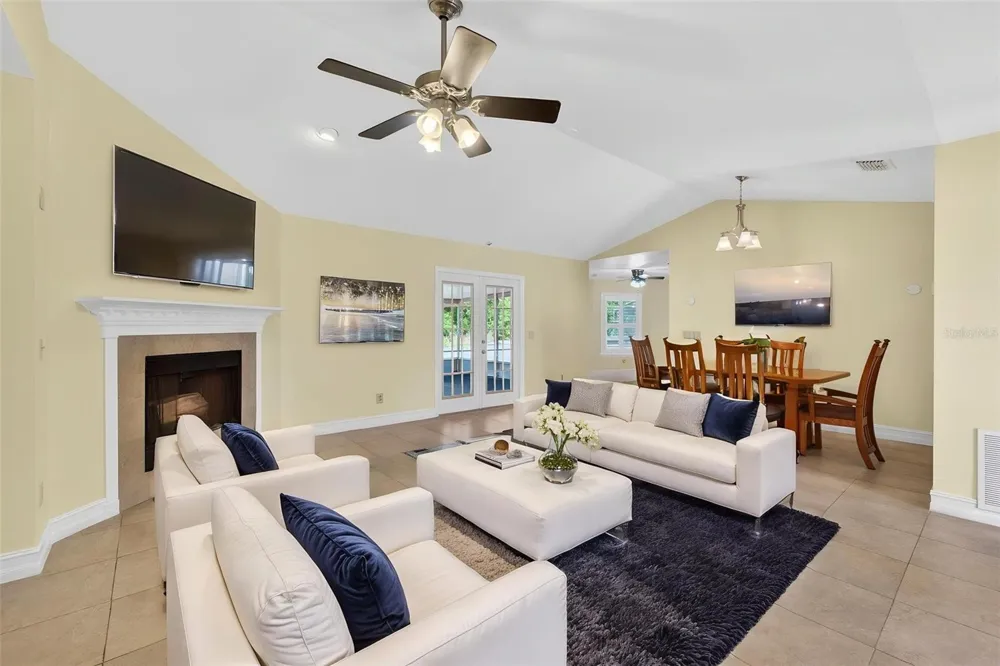 3633 JERICHO DRIVE Casselberry, FL 32707