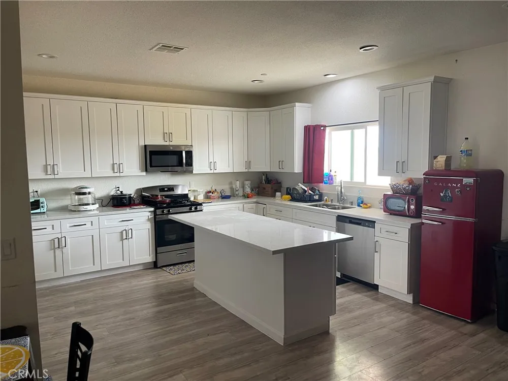 7800 Bay Avenue California City, CA 93505